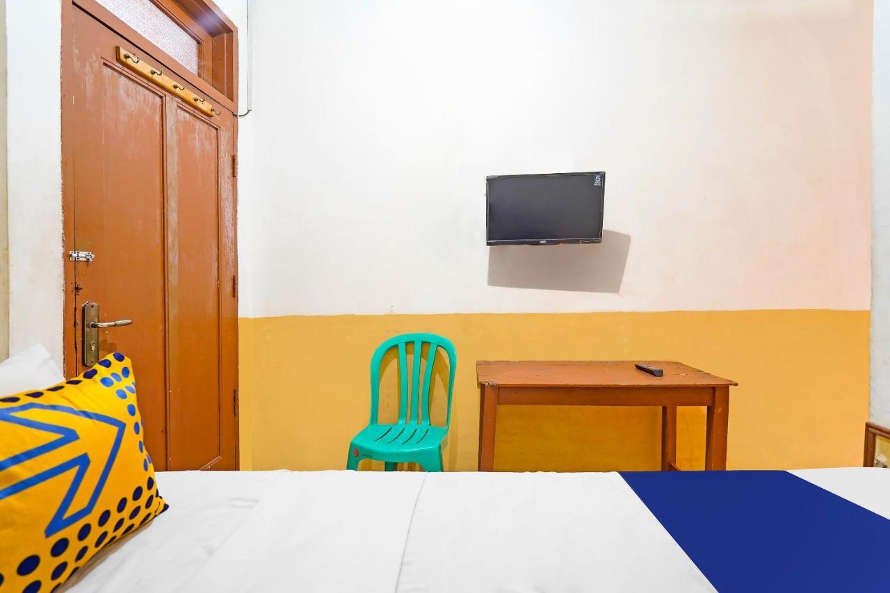 בנדונג Spot On 91444 Hotel Arimbi מראה חיצוני תמונה