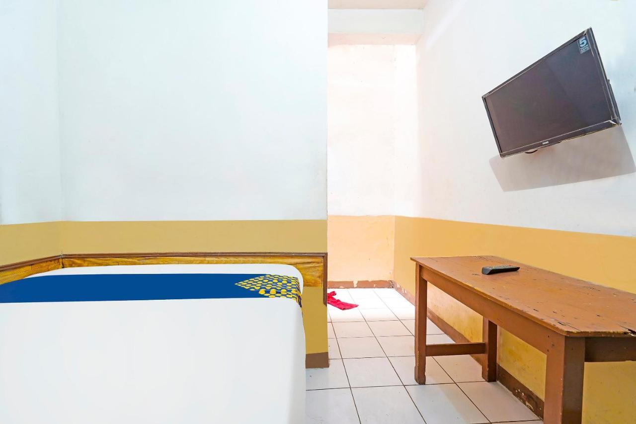 בנדונג Spot On 91444 Hotel Arimbi מראה חיצוני תמונה