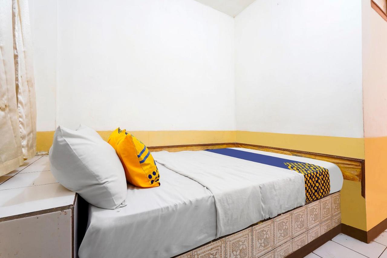בנדונג Spot On 91444 Hotel Arimbi מראה חיצוני תמונה