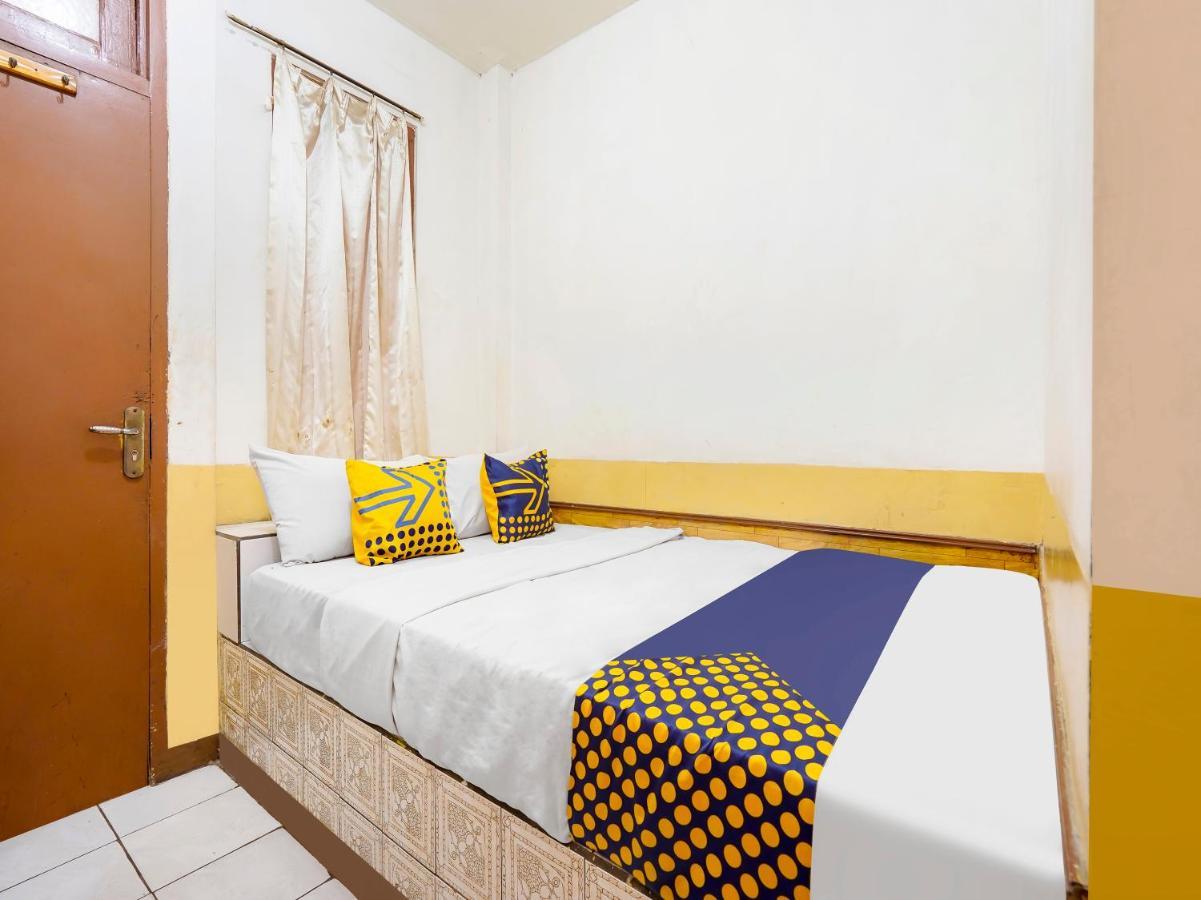 בנדונג Spot On 91444 Hotel Arimbi מראה חיצוני תמונה